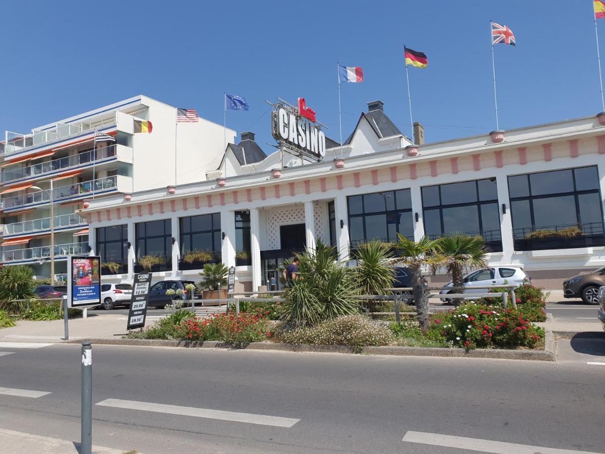 Apartment Le Gallieni, Face Mer, Vous Accueille En Ete Comme En Hiver!